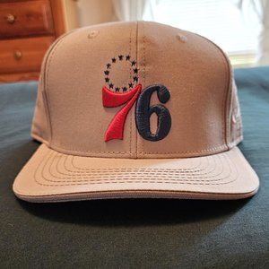Philadelphia 76ers Snapback NWOT